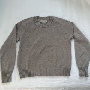 Everlane cropped sweater, size Small.